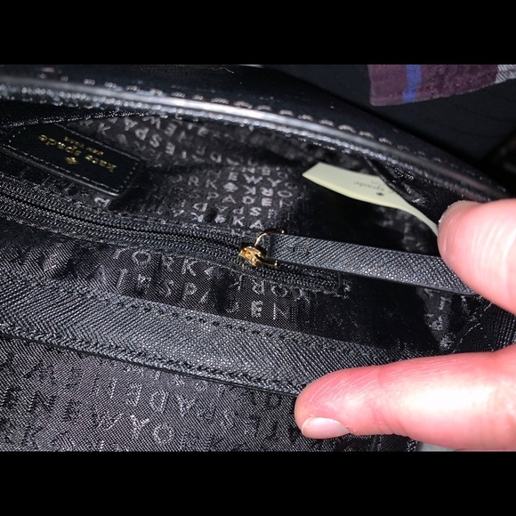 Kate Spade Classy Black Bag w/gold hardware - Picture 6 of 13